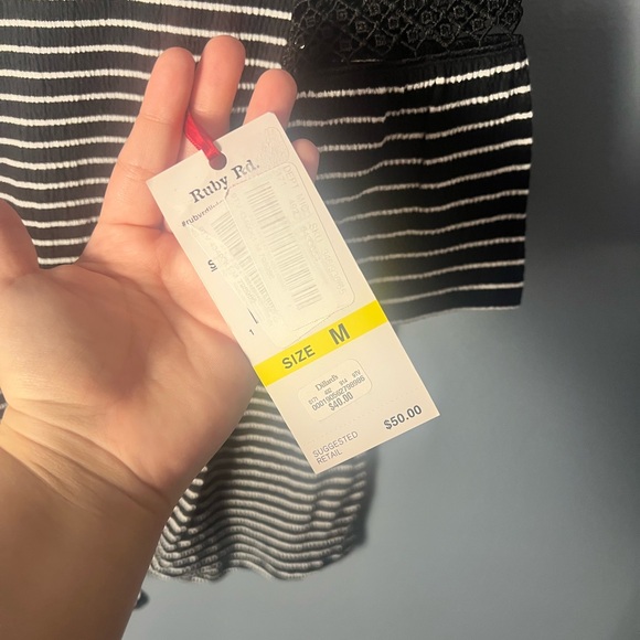 Ruby Rd Women’s Striped Tie-Front Top – Size M (New with Tags) - Picture 6 of 9